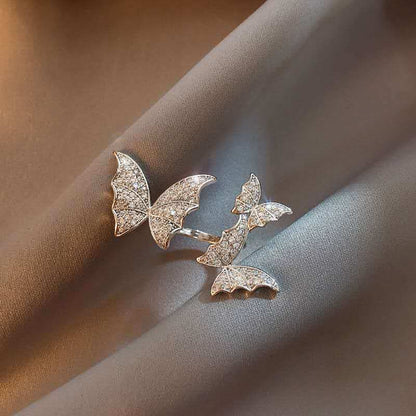 Butterfly split ring.